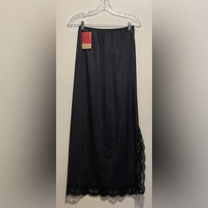 Vintage JC.penny maxi slip (NWT)